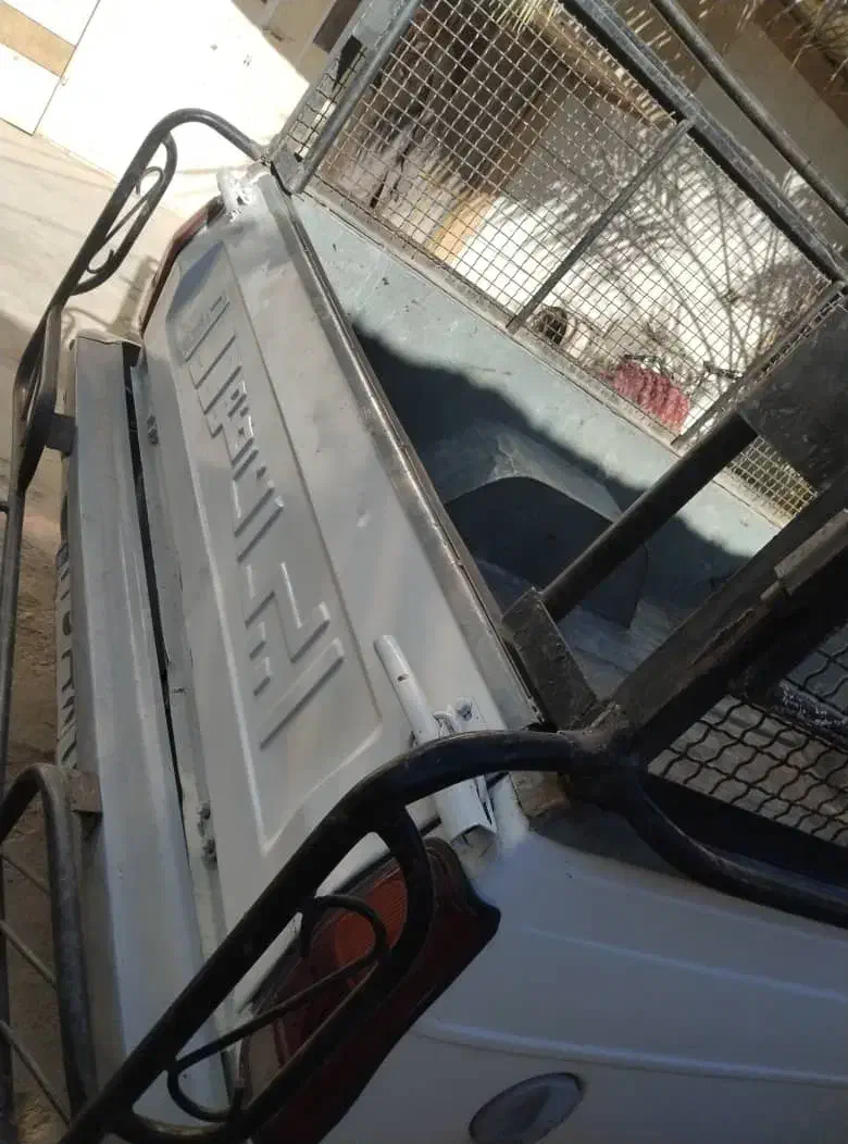 ماشین پیکان وانت|خودرو سواری و وانت|سراوان, |دیوار