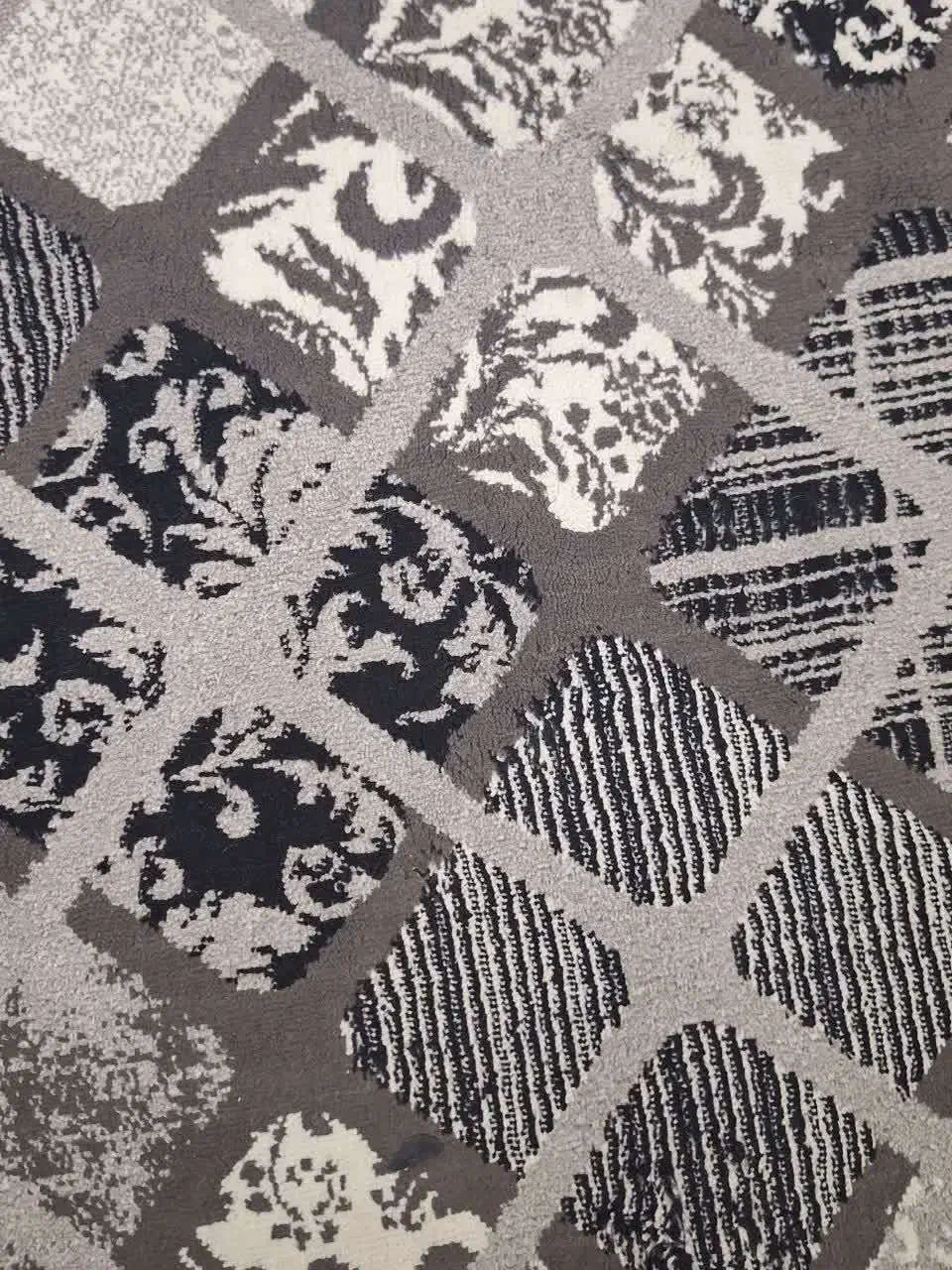 کناره فرش|فرش|قم, بنیاد|دیوار