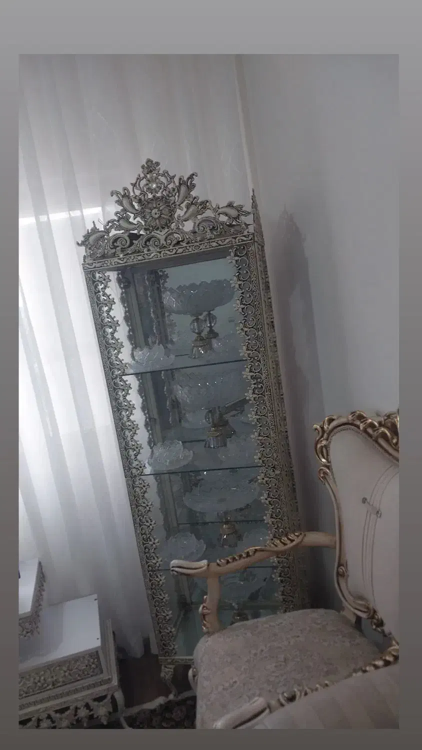 وسایل پذیرایی|بوفه، ویترین، کنسول|پرند, فاز ۵|دیوار