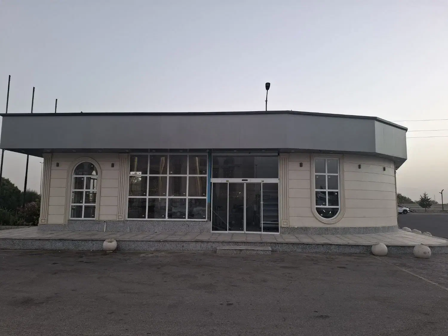 فروشگاه مواد غذایی پاسارگارد|استخدام خدمات فروشگاه و رستوران|ابهر, |دیوار