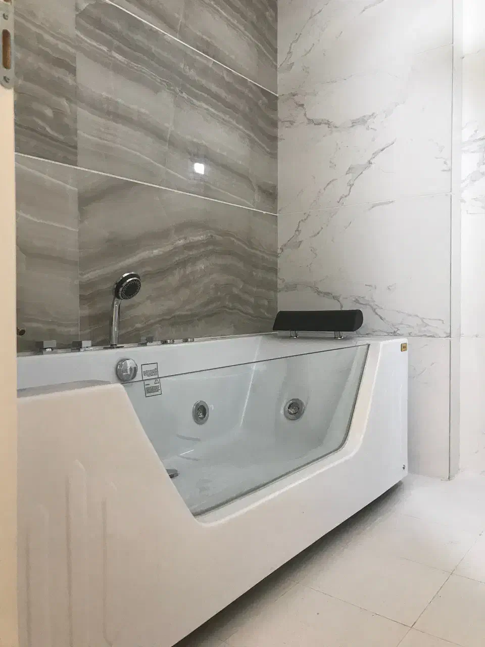 اقبال ۱۲۹متر دونبش ۳۰متر تا وکیل آباد/دانیال جلیلی|فروش آپارتمان|مشهد, اقبال|دیوار