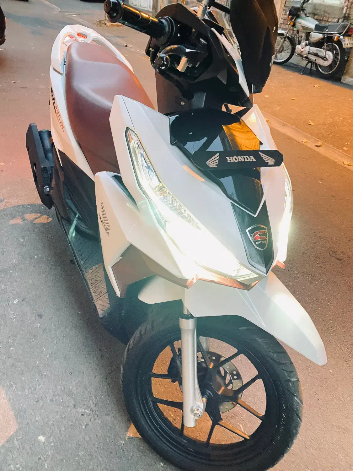 کیلیک 125|موتورسیکلت|تهران, منیریه|دیوار