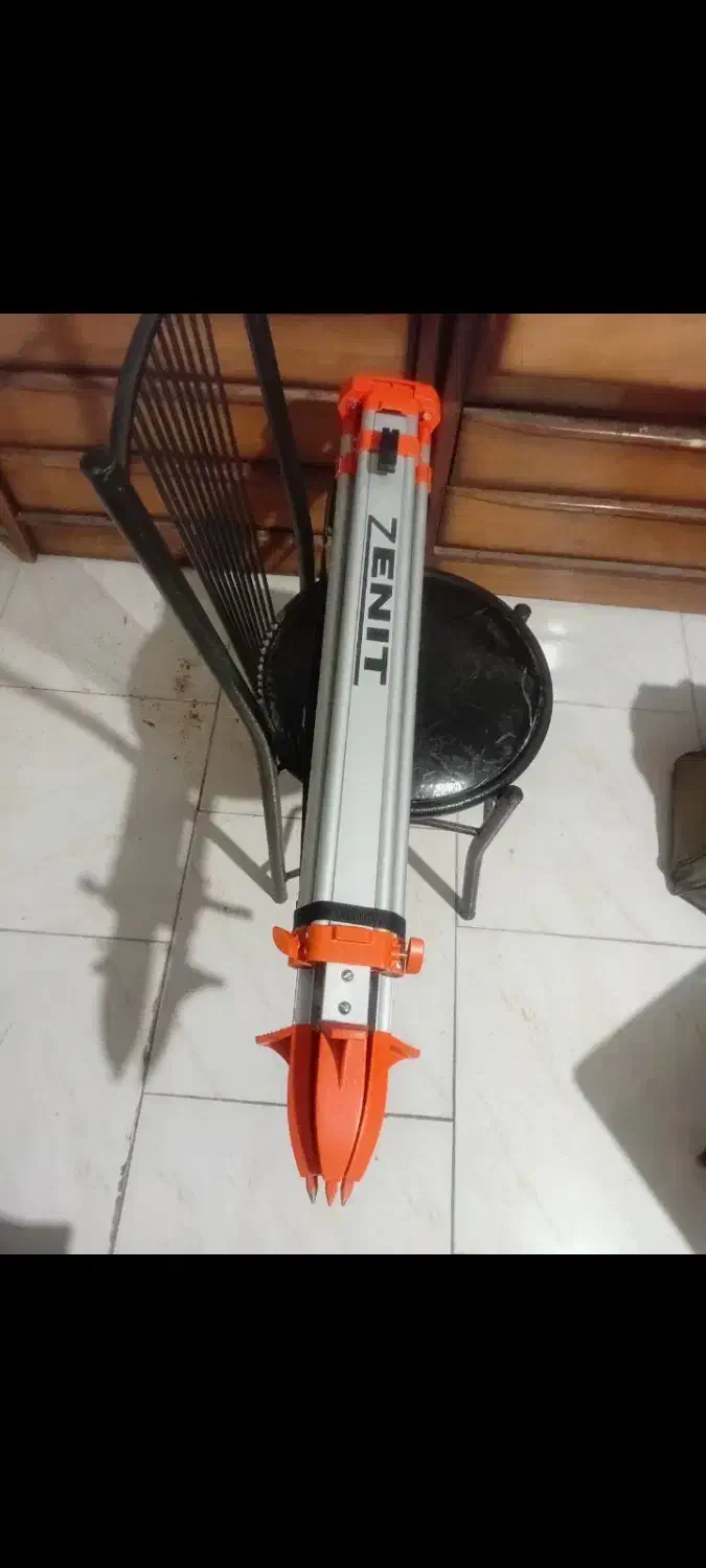 سه پایه دوربین نقشه برداری زنیت|ابزارآلات|کرج, خرمدشت|دیوار