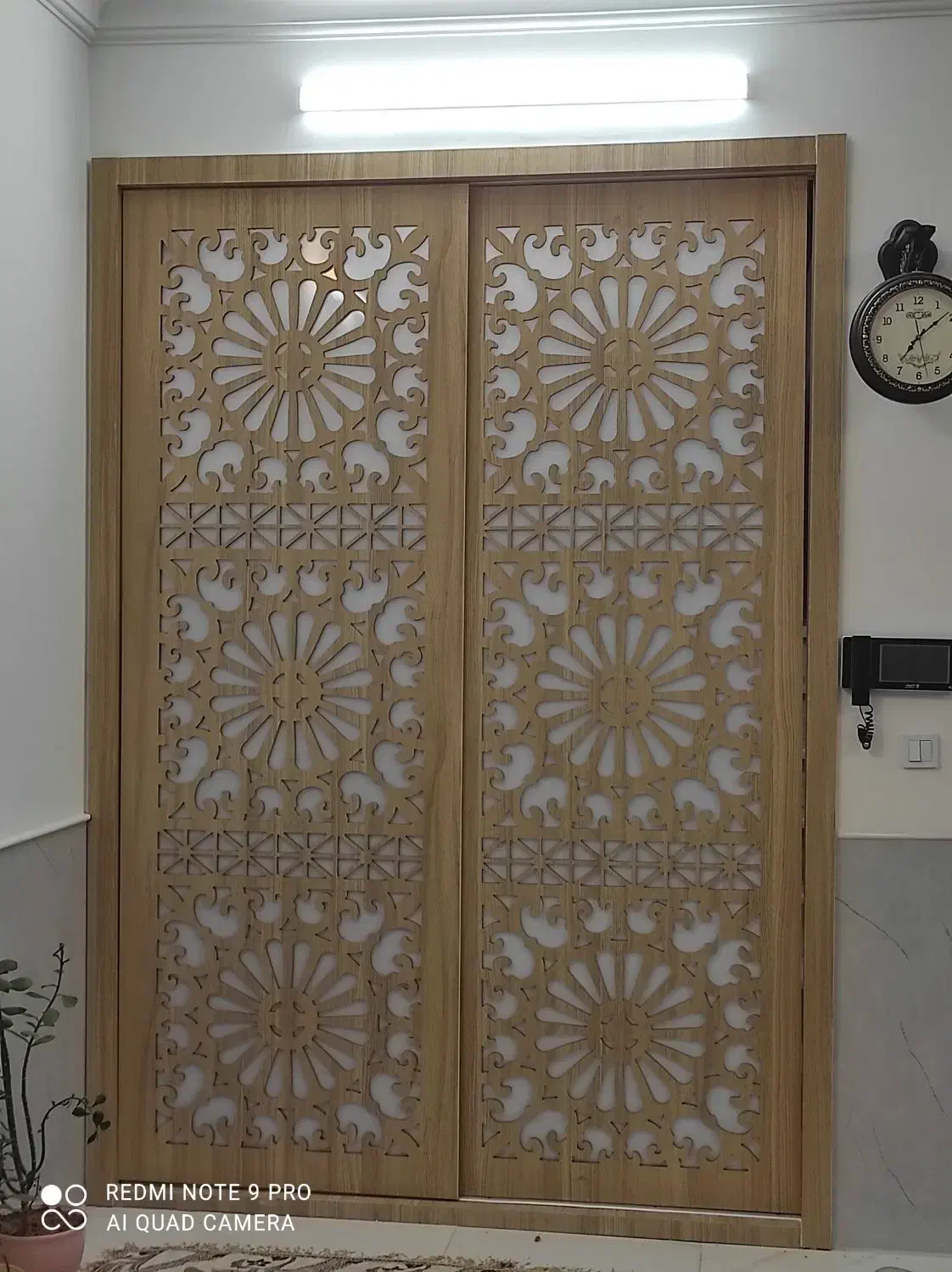 ساخت انواع کابینت و کمد و میزآرایش|جاکفشی، کمد، دراور|کاشان, امیرکبیر|دیوار