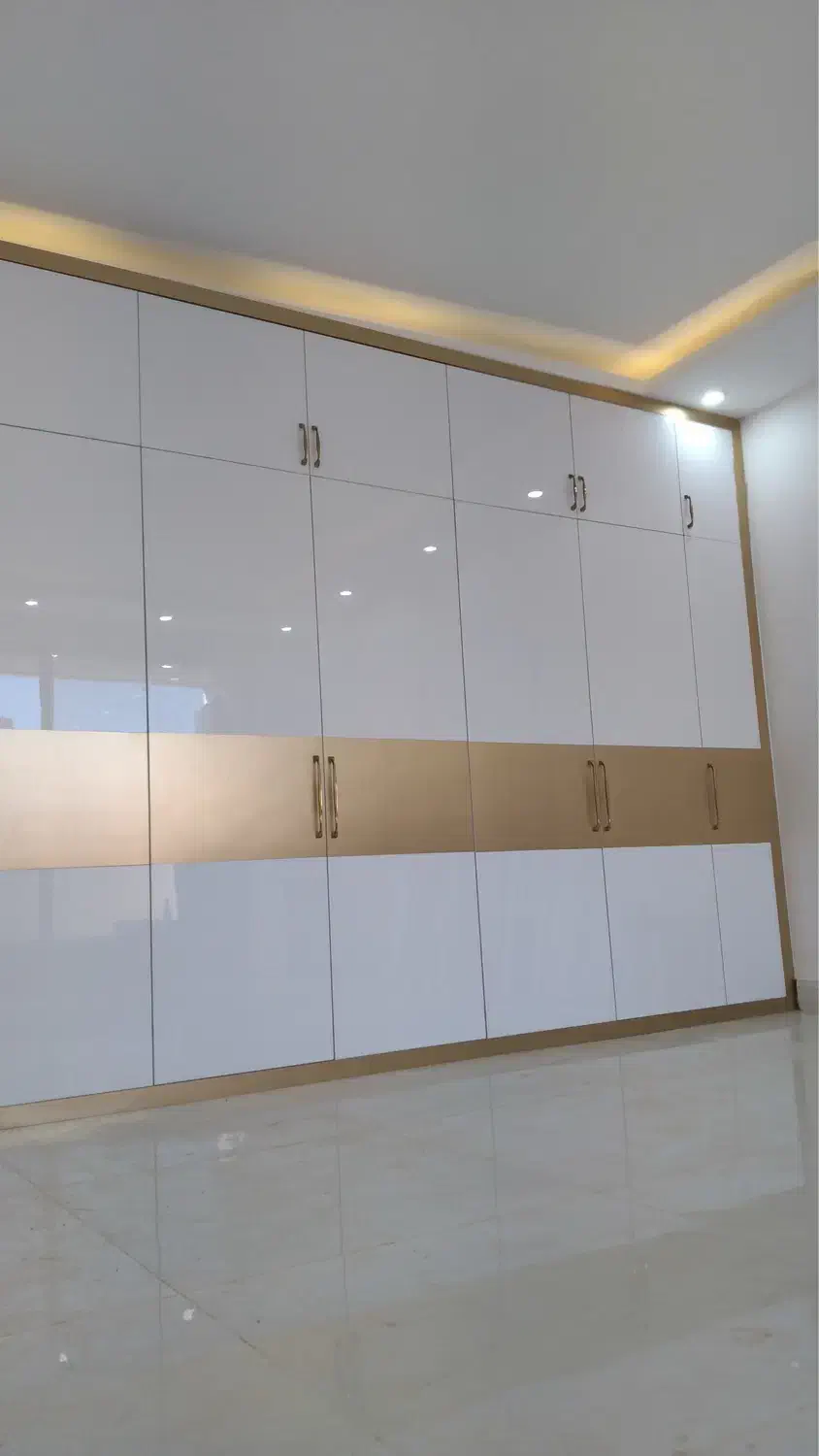 کمد دیواری شرایط چکی|مصالح و تجهیزات ساختمان|تبریز, |دیوار