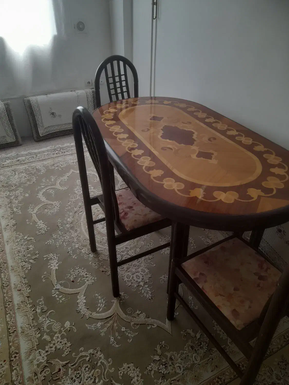 میز نهارخوری|میز و صندلی غذاخوری|سنندج, |دیوار