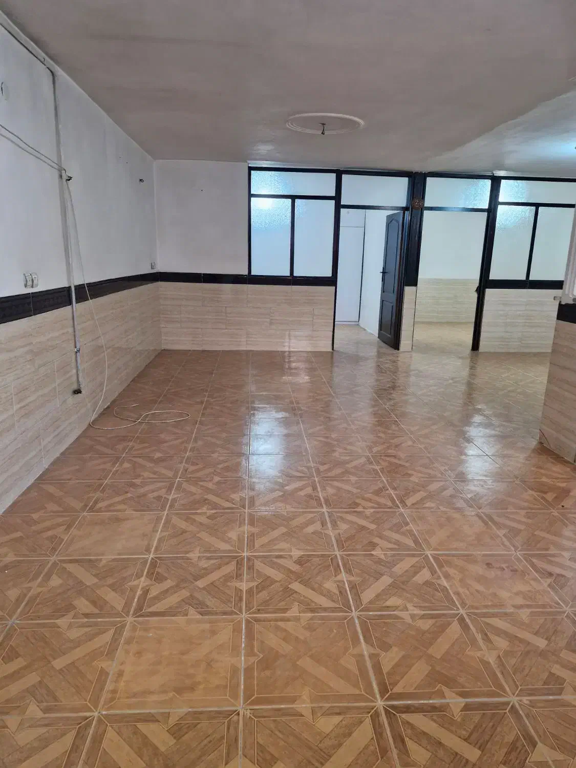 اجاره و رهن هشتگرد شهرک وحدت|اجارهٔ آپارتمان|هشتگرد, شهرک راه آهن|دیوار