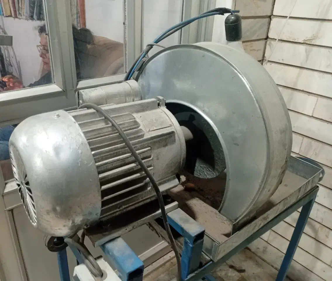 دستگاه فیروزه تراشی ۱۵۰۰.|ماشینآلات صنعتی|سبزوار, کاشفی شمالی (دادگستری)|دیوار