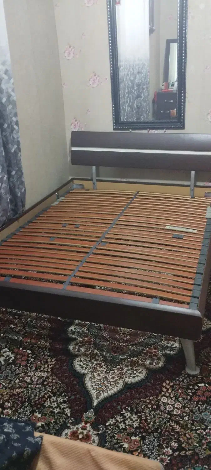 تخت دو نفره|تخت و سرویس خواب|قدس, شهر‌قدس|دیوار