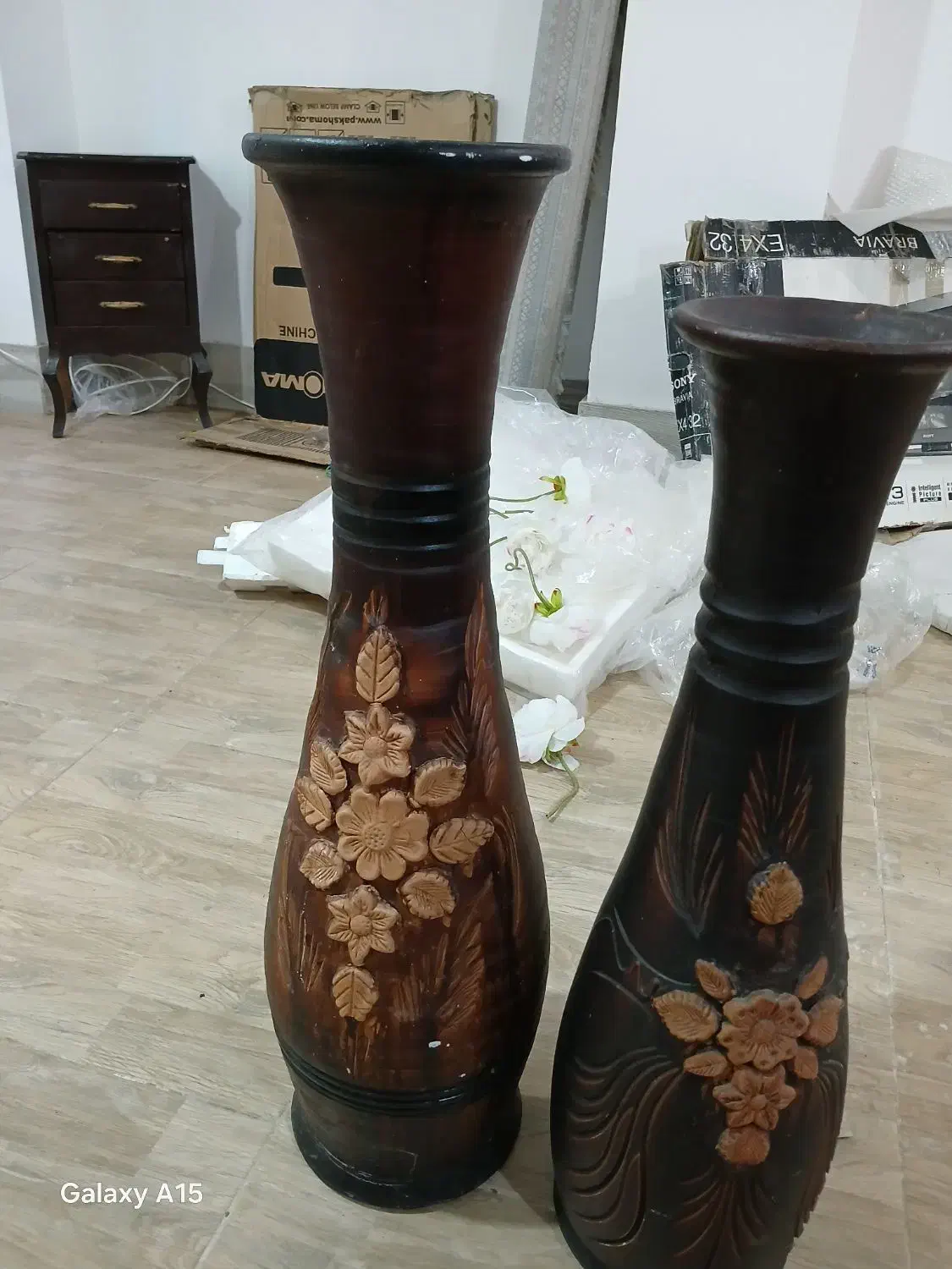 دو گلدان. سفالی|صنایع دستی و سایر لوازم تزئینی|تالش, هشتپر|دیوار