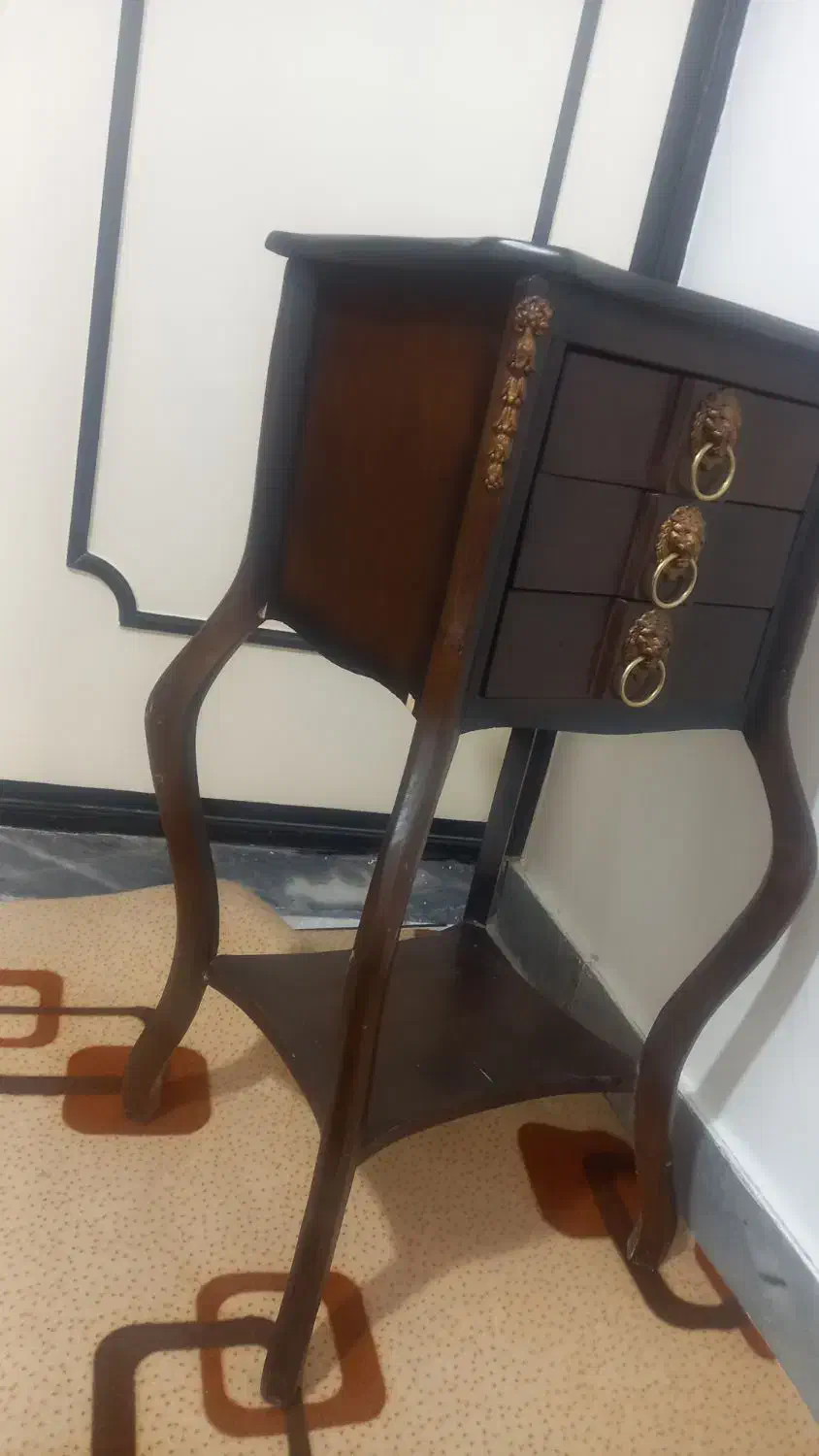 میز تلفن|میز تلفن|اراک, |دیوار