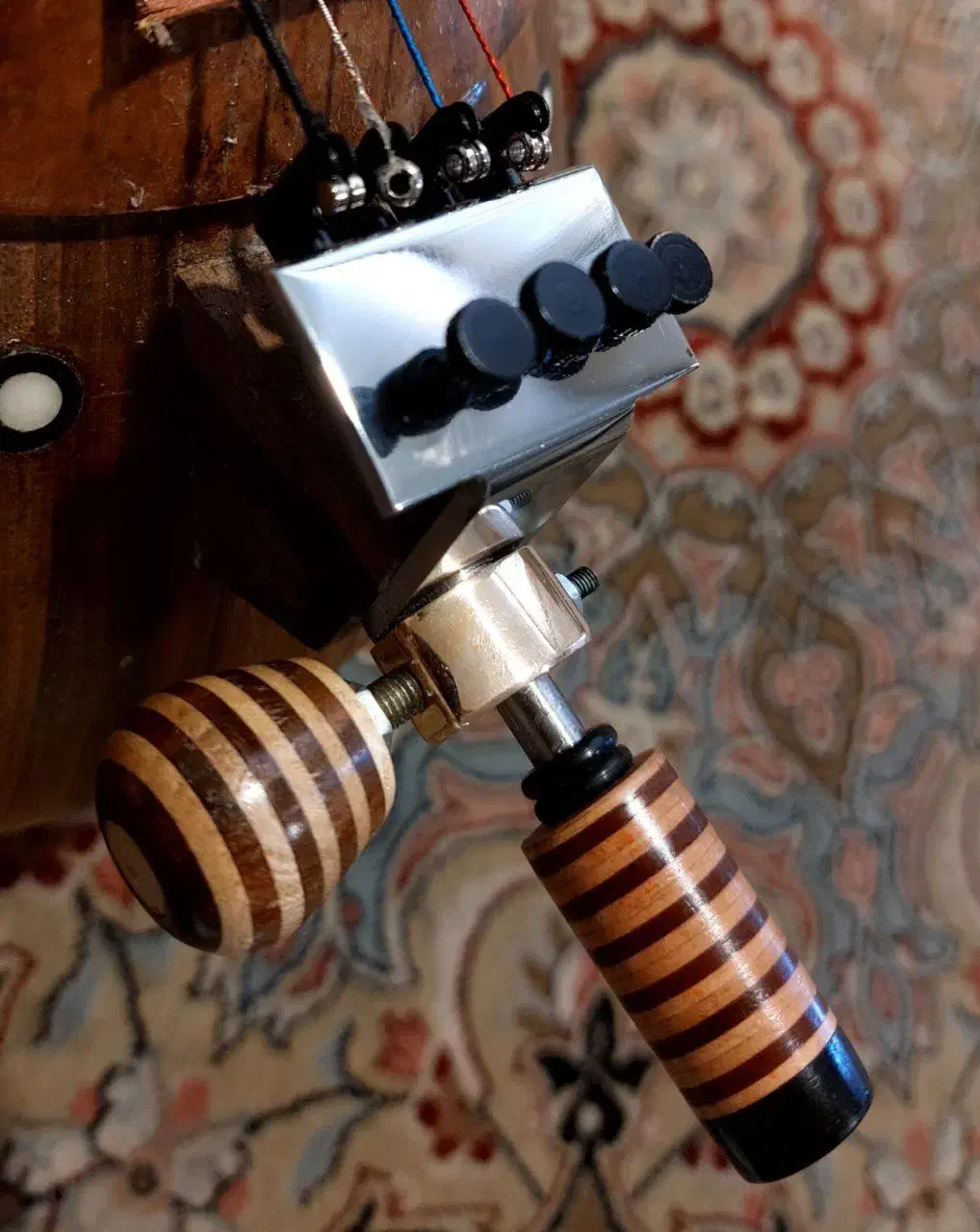 کمانچه|سازهای سنتی|اراک, |دیوار