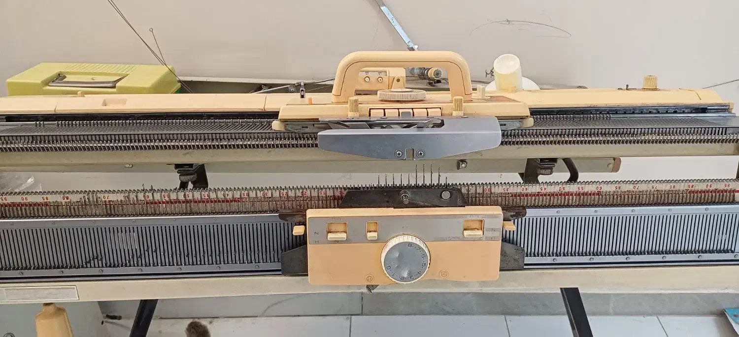 ماشین بافتنی برادر۸۶۸ و ۸۴۰|لوازم خیاطی و بافتنی|ساری, |دیوار