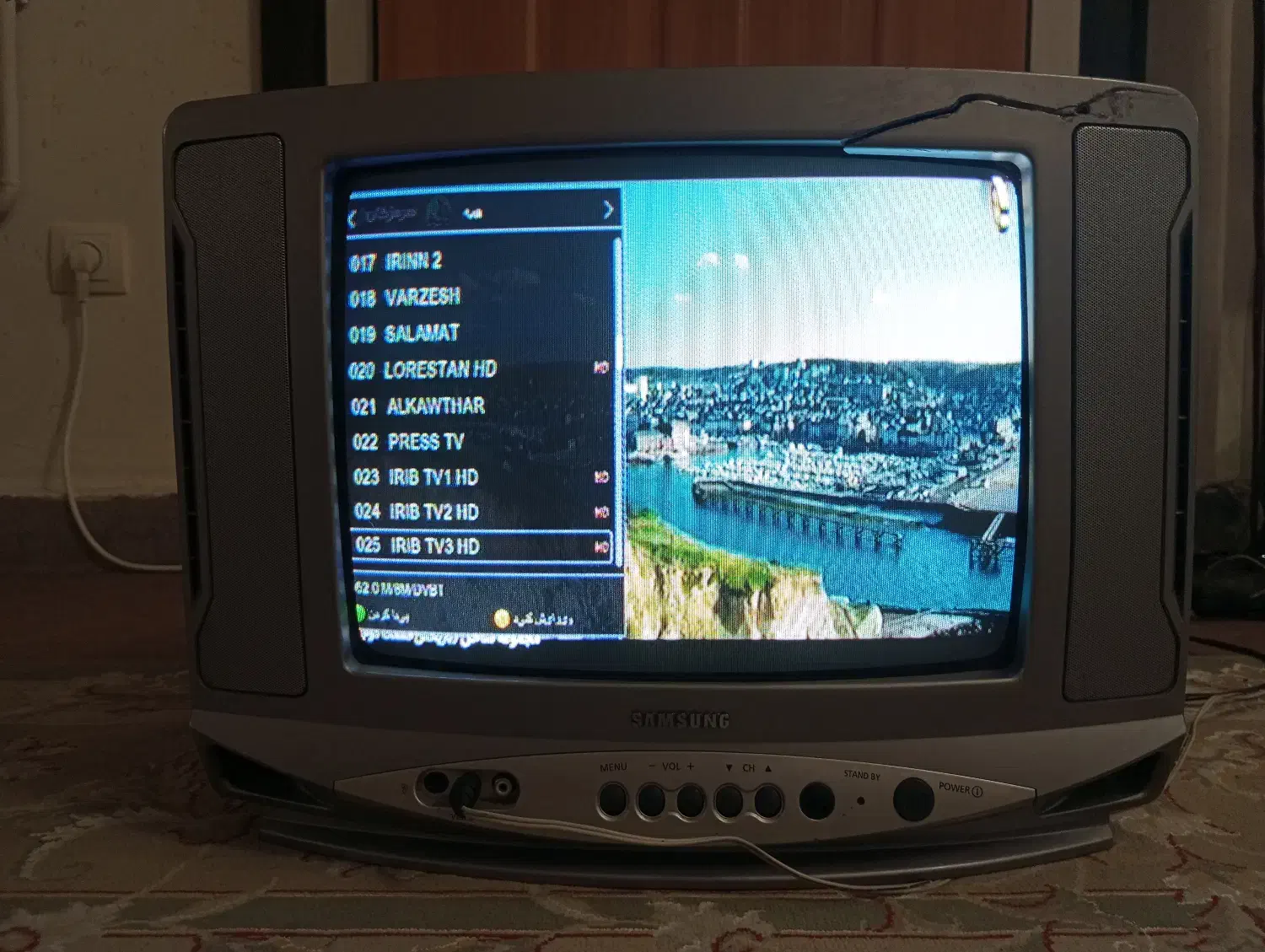 تلویزیون 14 اینچ سامسونگ|تلویزیون و پروژکتور|خرم‌آباد, |دیوار