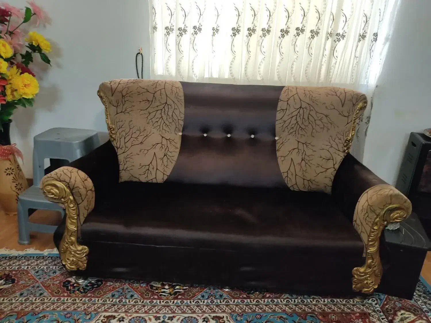 مبل ۷ نفره در حد نو|مبلمان خانگی و میز عسلی|کومله, |دیوار