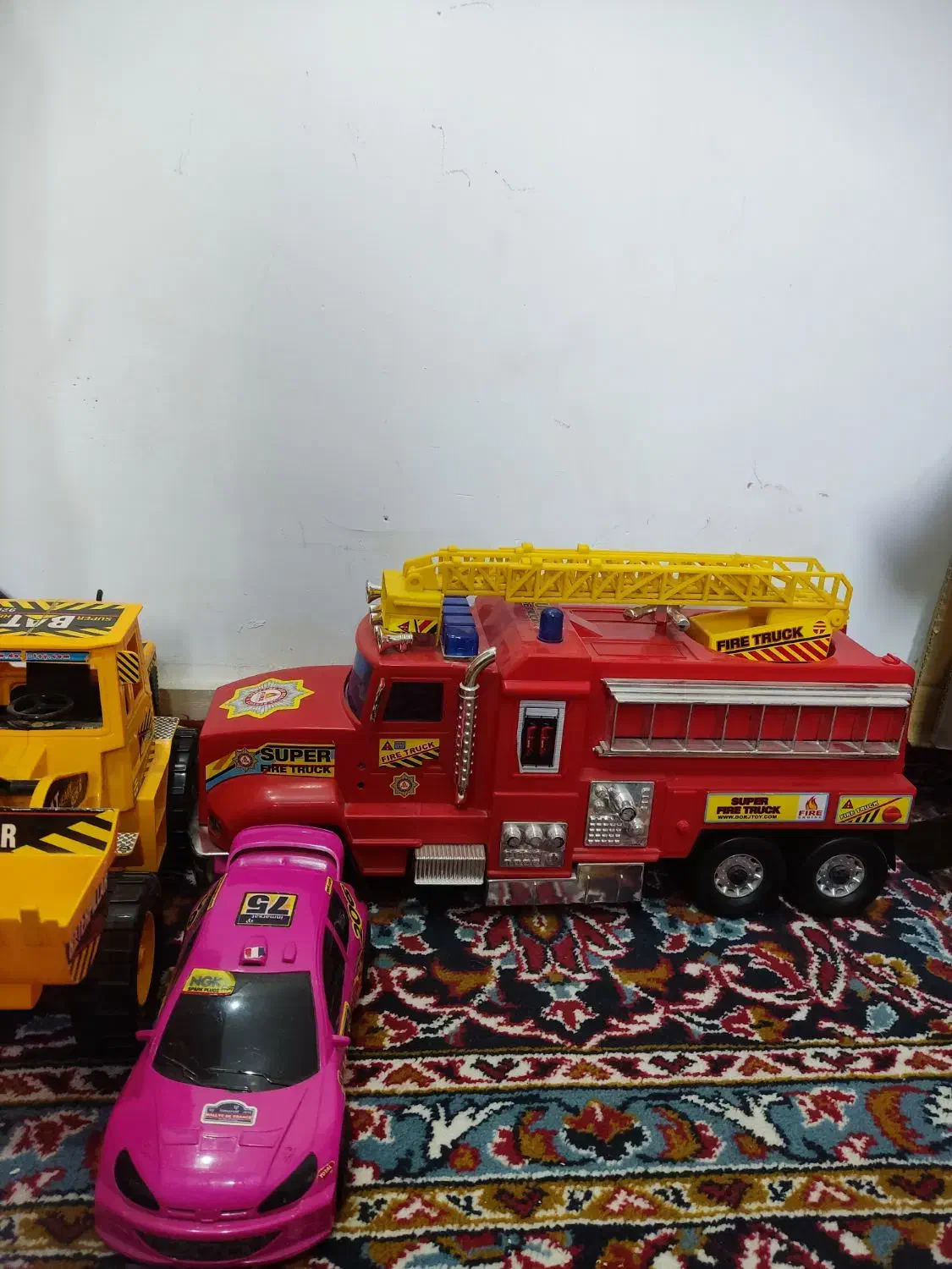 ماشین اسباب بازی بزرگ وبازی فکری pentago|اسباب‌بازی بچه|مشکین‌دشت, |دیوار