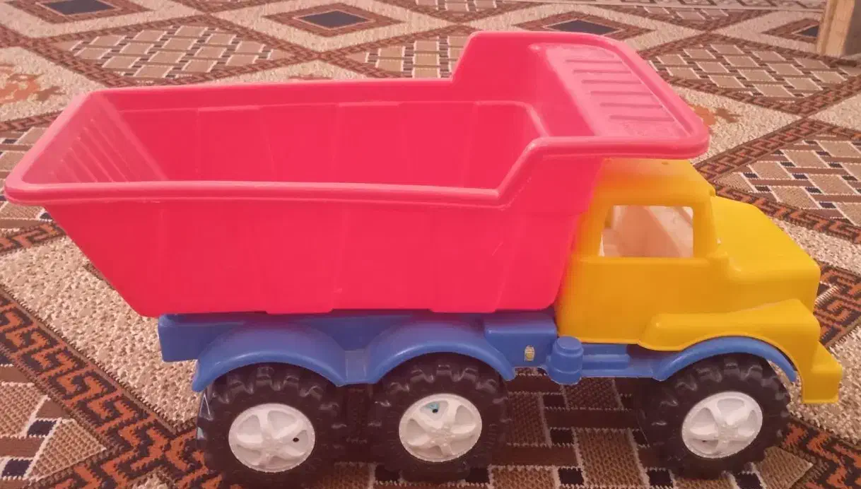 ماشین کامیون به قیمت  370تومن به فروش میرسد|اسباببازی بچه|داراب, |دیوار