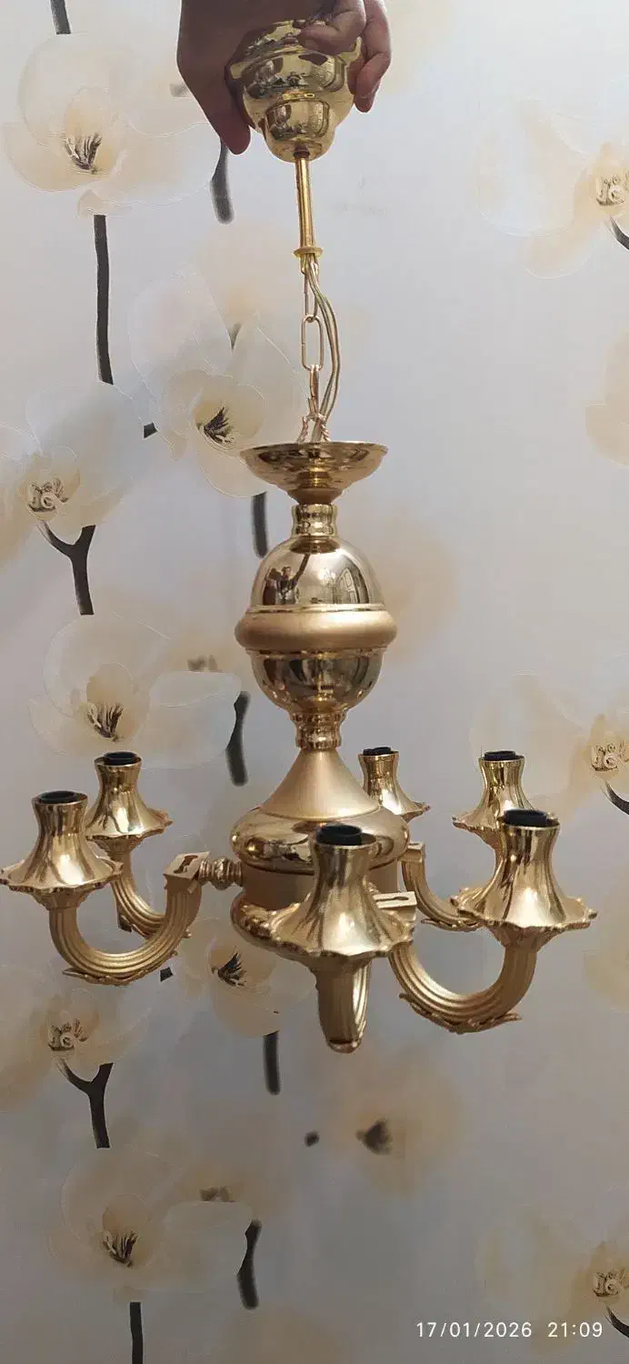 لوستر طلایی|لوستر و چراغ آویز|اصفهان, رحیم‌آباد|دیوار