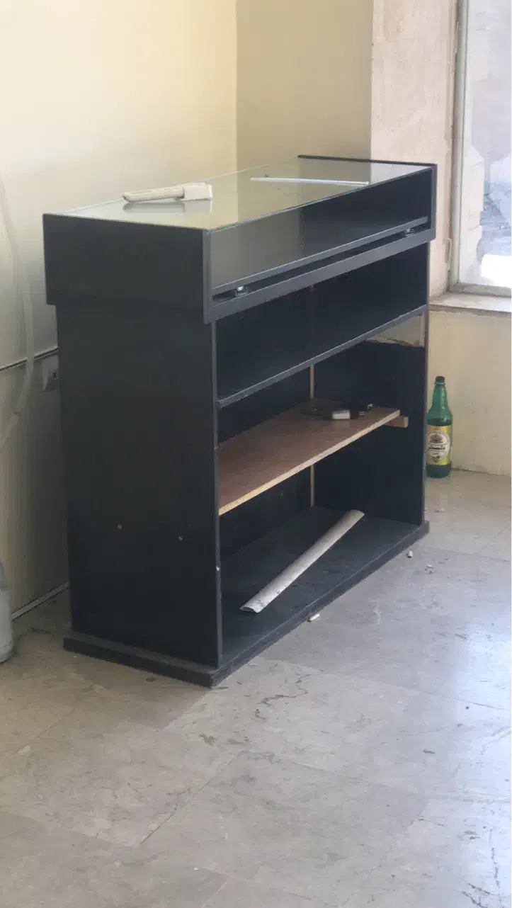 ویترین مغازه|فروشگاه و مغازه|محمدشهر, شهرک پیام (مهرالبرز)|دیوار