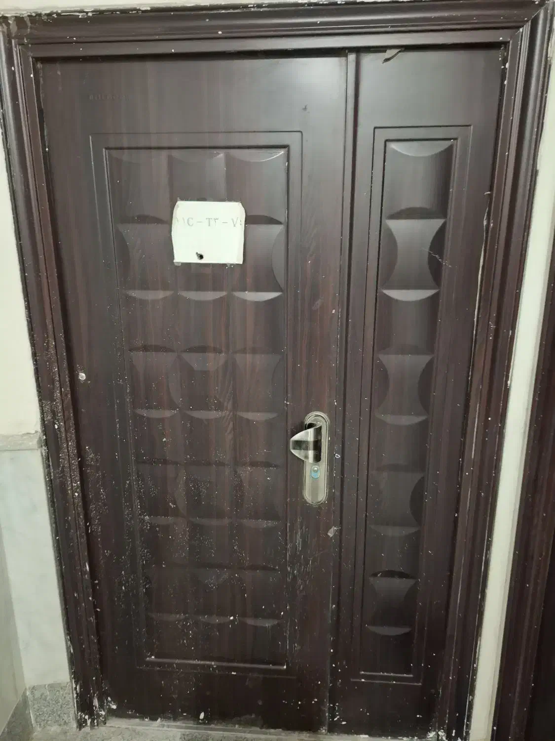 فروش درب ضد سرقت سالم در حد نو|مصالح و تجهیزات ساختمان|گلبهار, شهر جدید گلبهار|دیوار