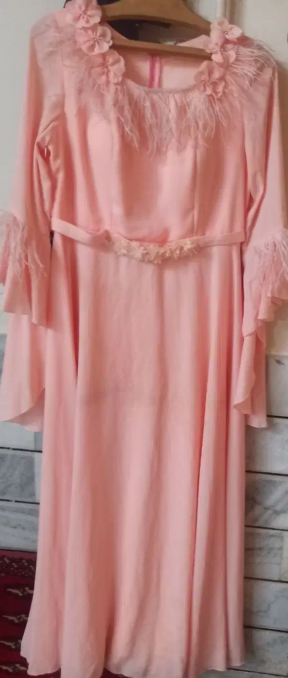 ‌یک‌عدد‌لباس‌مجلسی‌نو‌به‌فروش ‌میرسد|لباس|گرمسار, |دیوار