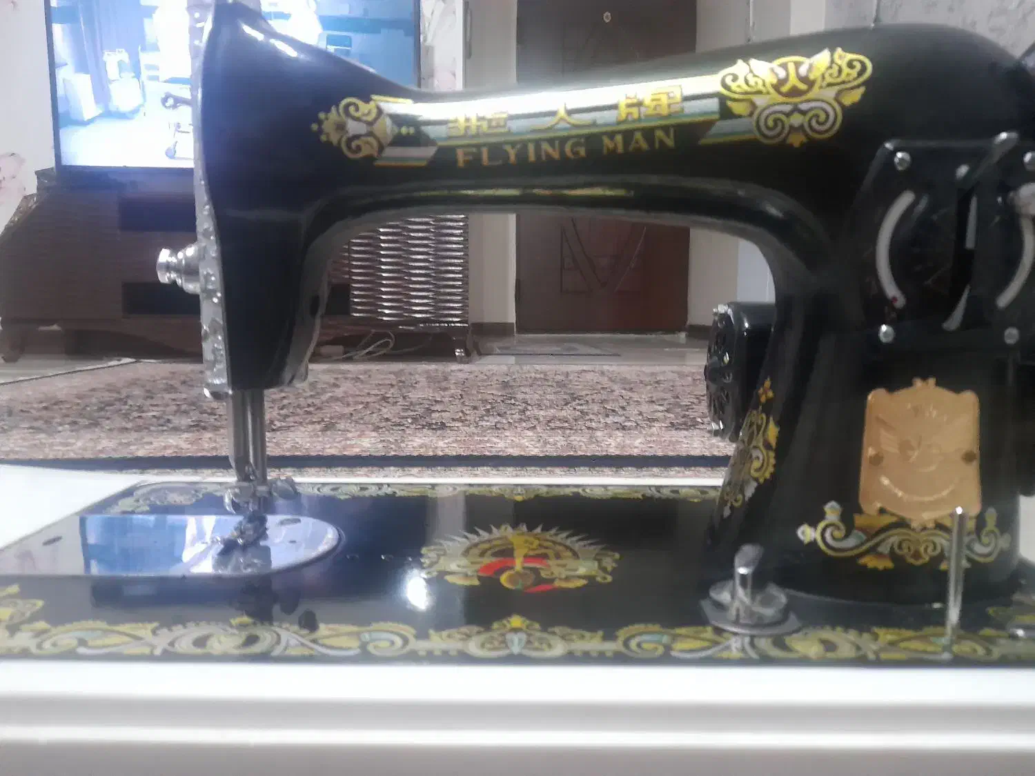 چرخ خیاطی|چرخ خیاطی و ریسندگی|الیگودرز, |دیوار