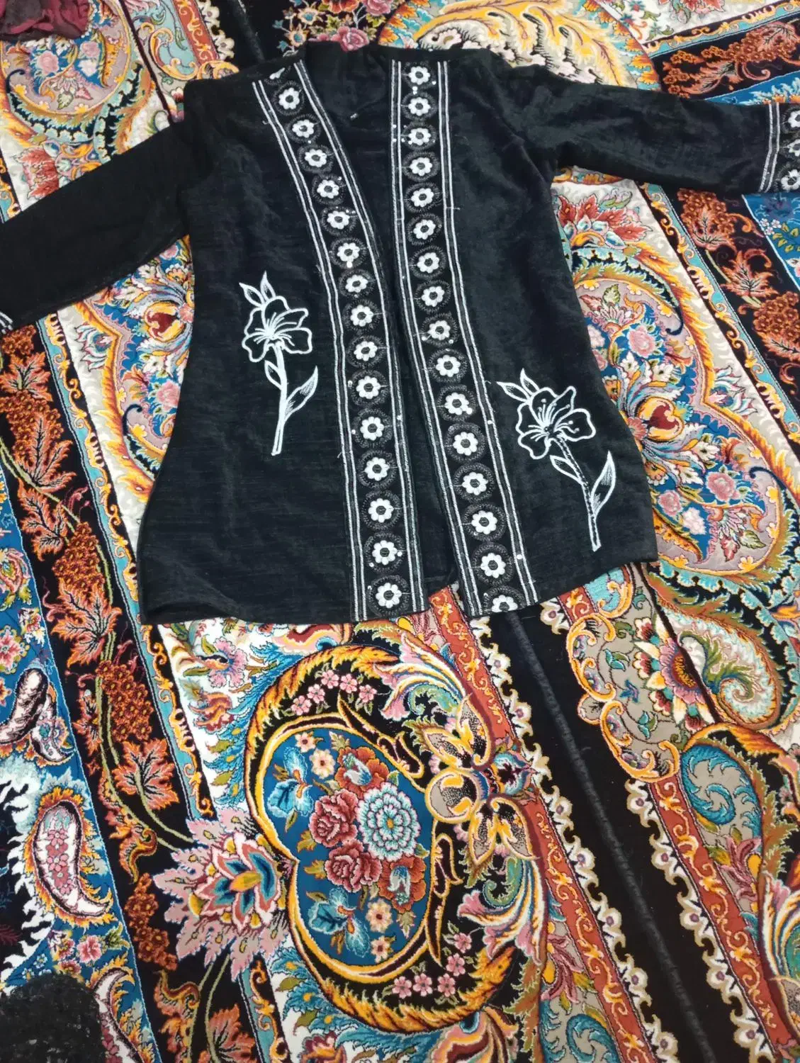 مانتو|لباس|جوانرود, |دیوار