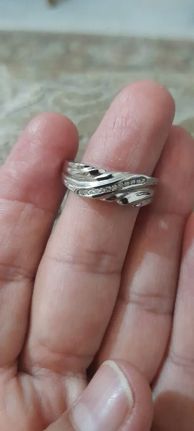 حلقه پلاتین نگین برلیان ۴گرم ۳۰۰ صوت|جواهرات|مشهد, شهید بهشتی|دیوار