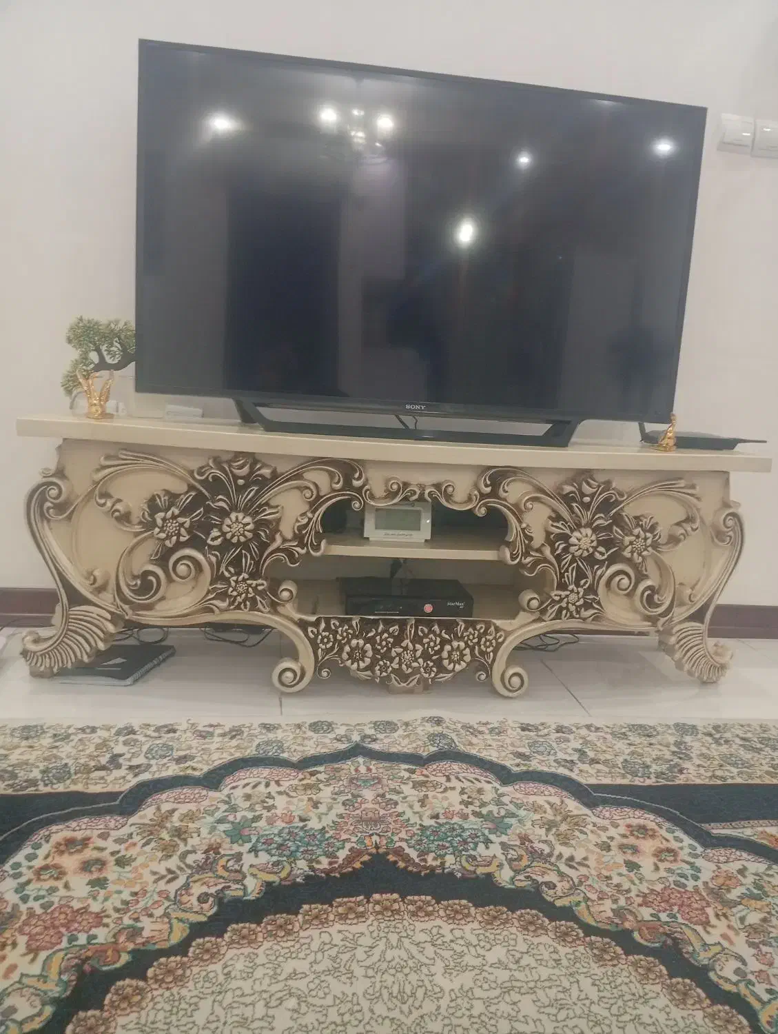 میز تلویزیون|میز تلویزیون|بهارستان, |دیوار