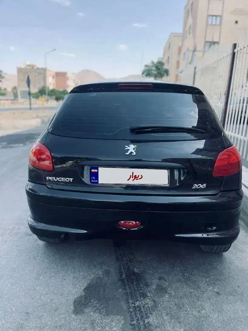 پژو 206 مدل 87 بسیار تمیز تک برگ سند نقد و چک|خودرو سواری و وانت|فولادشهر, B8|دیوار