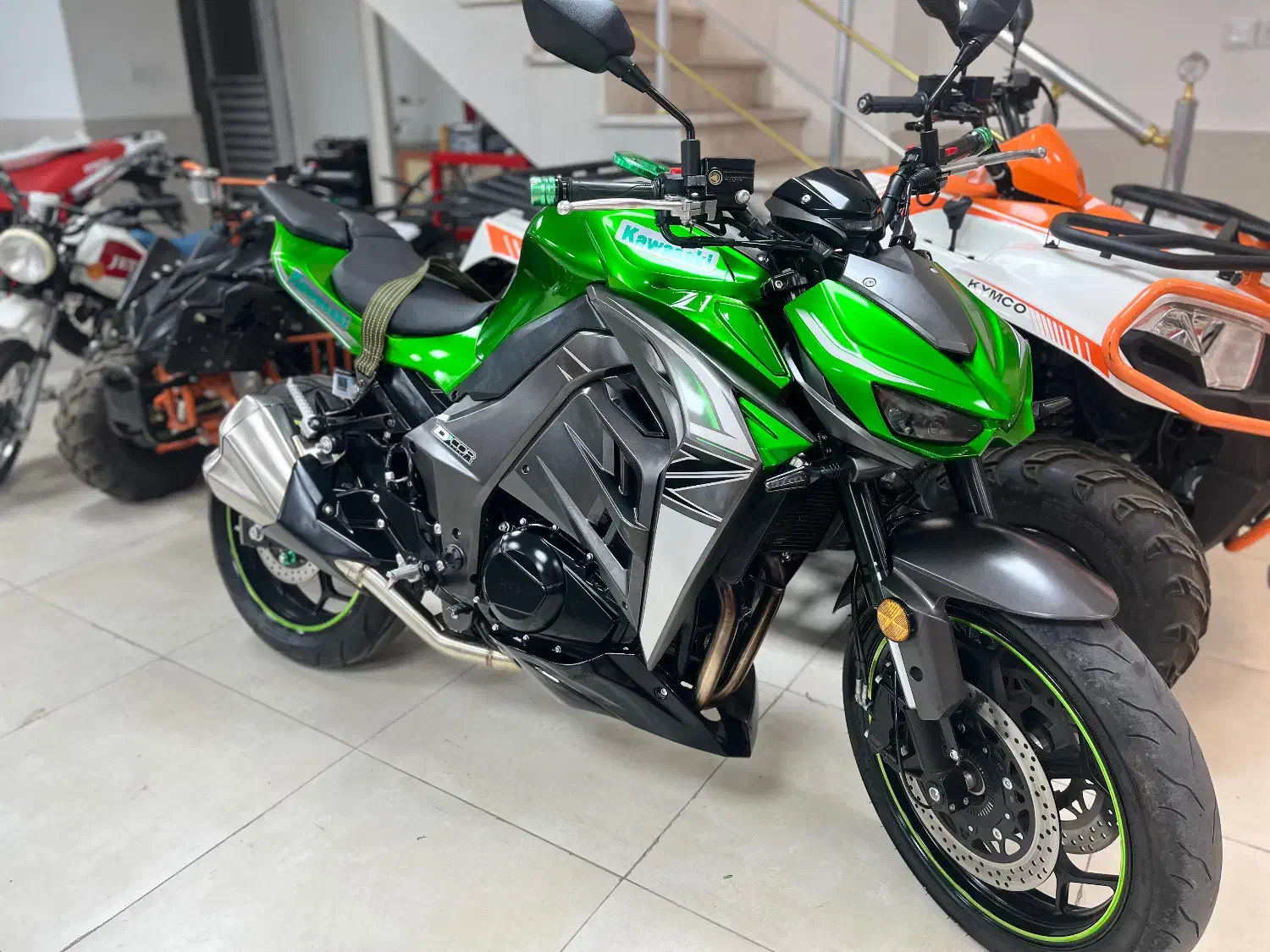 بلنتا z1000 درحد|موتورسیکلت|عباسآباد, |دیوار