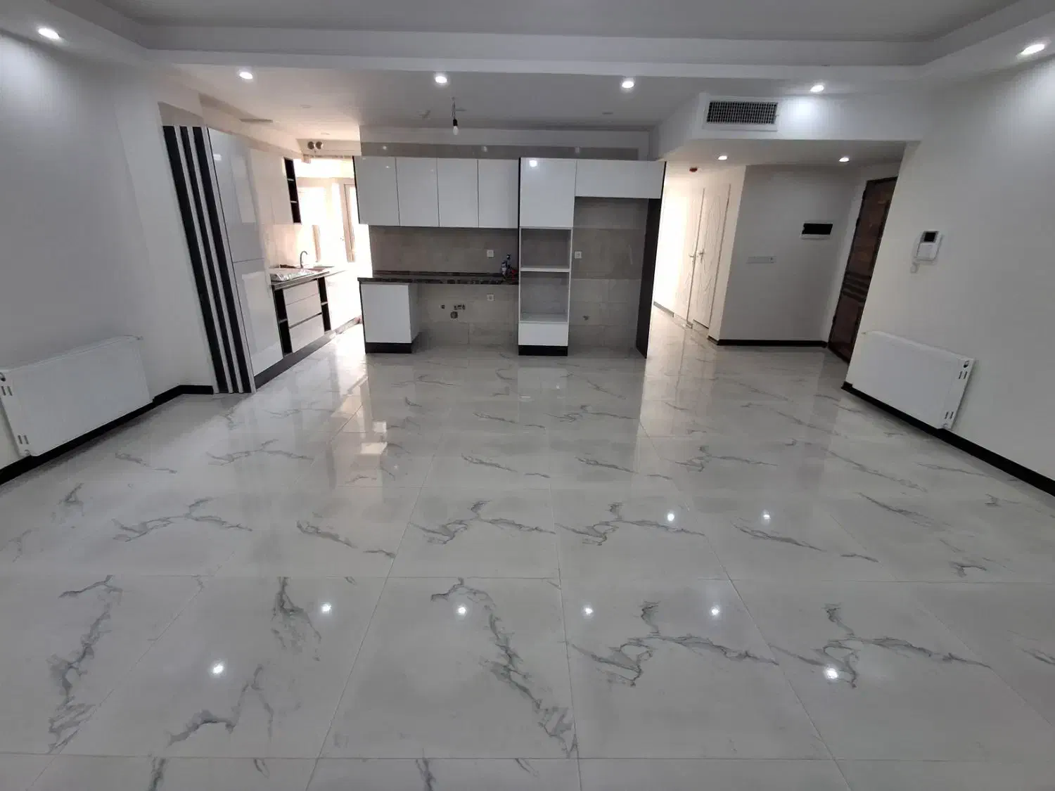 آپارتمان ۱۰۵ متری کلید نخورده تکواحدی دوخواب فول