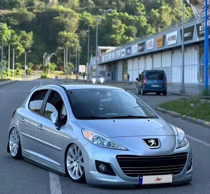 ماشین 207777|خودرو سواری و وانت|شیراز, حومه شیراز|دیوار