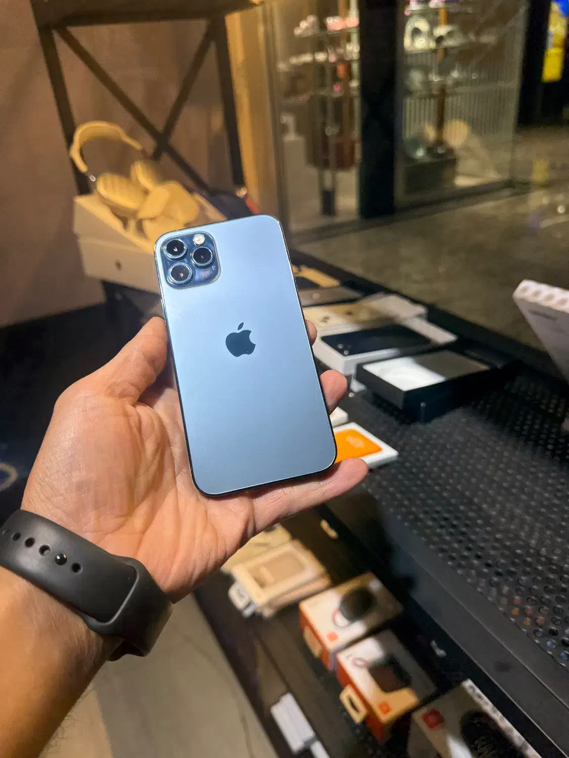 ۱۲ پرو ۲۵۶ zaa بی نقطه باز نشده|موبایل|تهران, هروی|دیوار