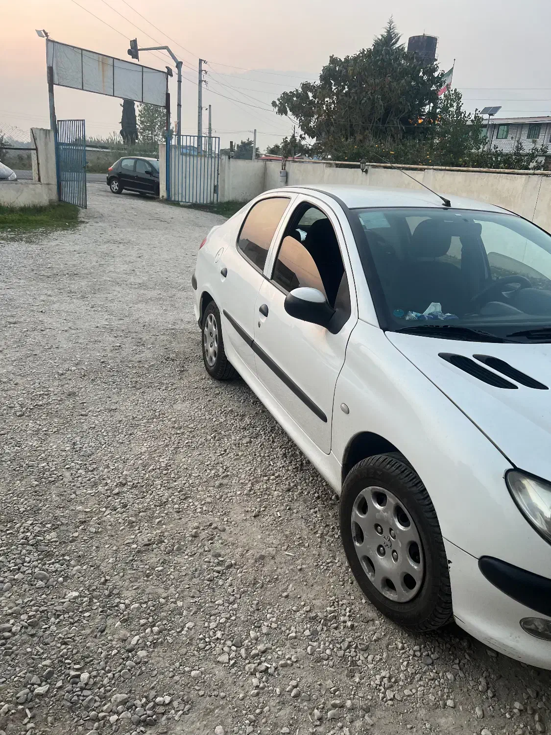 206 اس دی v8 مدل ۹۷ بی رنگ|خودرو سواری و وانت|ساری, |دیوار