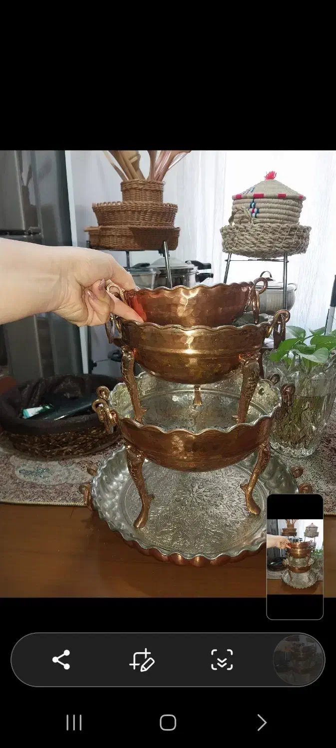 مقداری ظروف تزئینی مسی|ظروف سرو و پذیرایی|گرگان, |دیوار