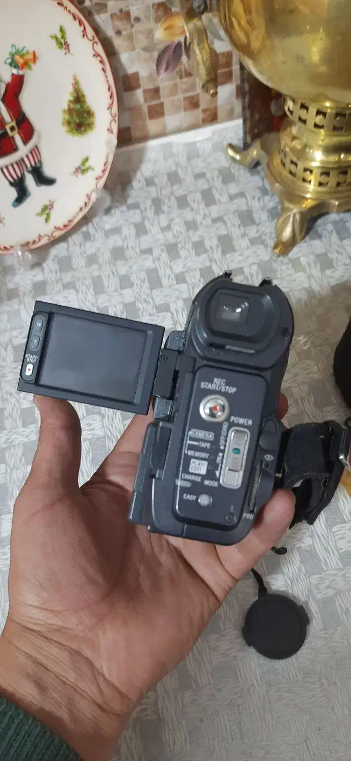 دوربین های قدیمی و آنتیک شارپ و نیکون و سونی|دوربین عکاسی و فیلم‌برداری|مشکین‌دشت, |دیوار