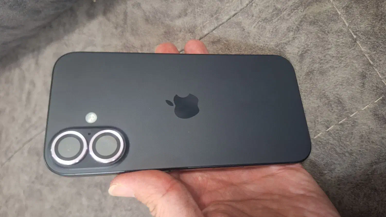 آیفون ۱۶ نرمال ۱۲۸ گیگ|موبایل|فولادشهر, مسکن مهر فولادشهر|دیوار