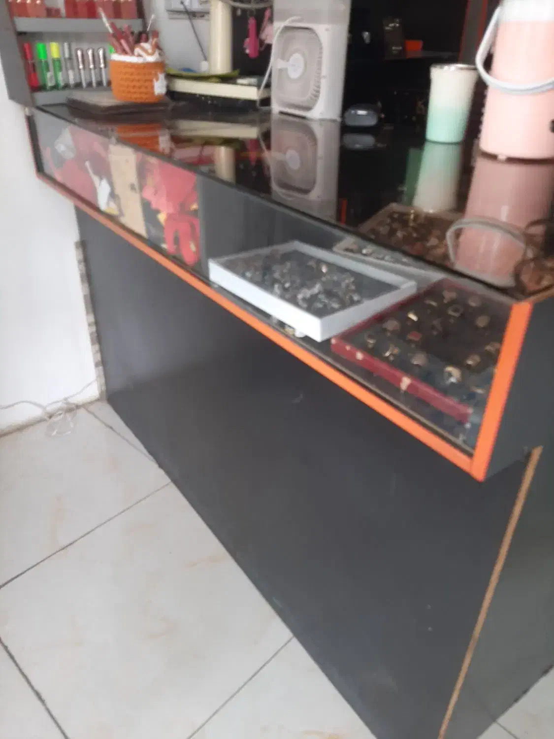 میز برای مغازه|بوفه، ویترین، کنسول|اصفهان, کوی شهید کشوری|دیوار