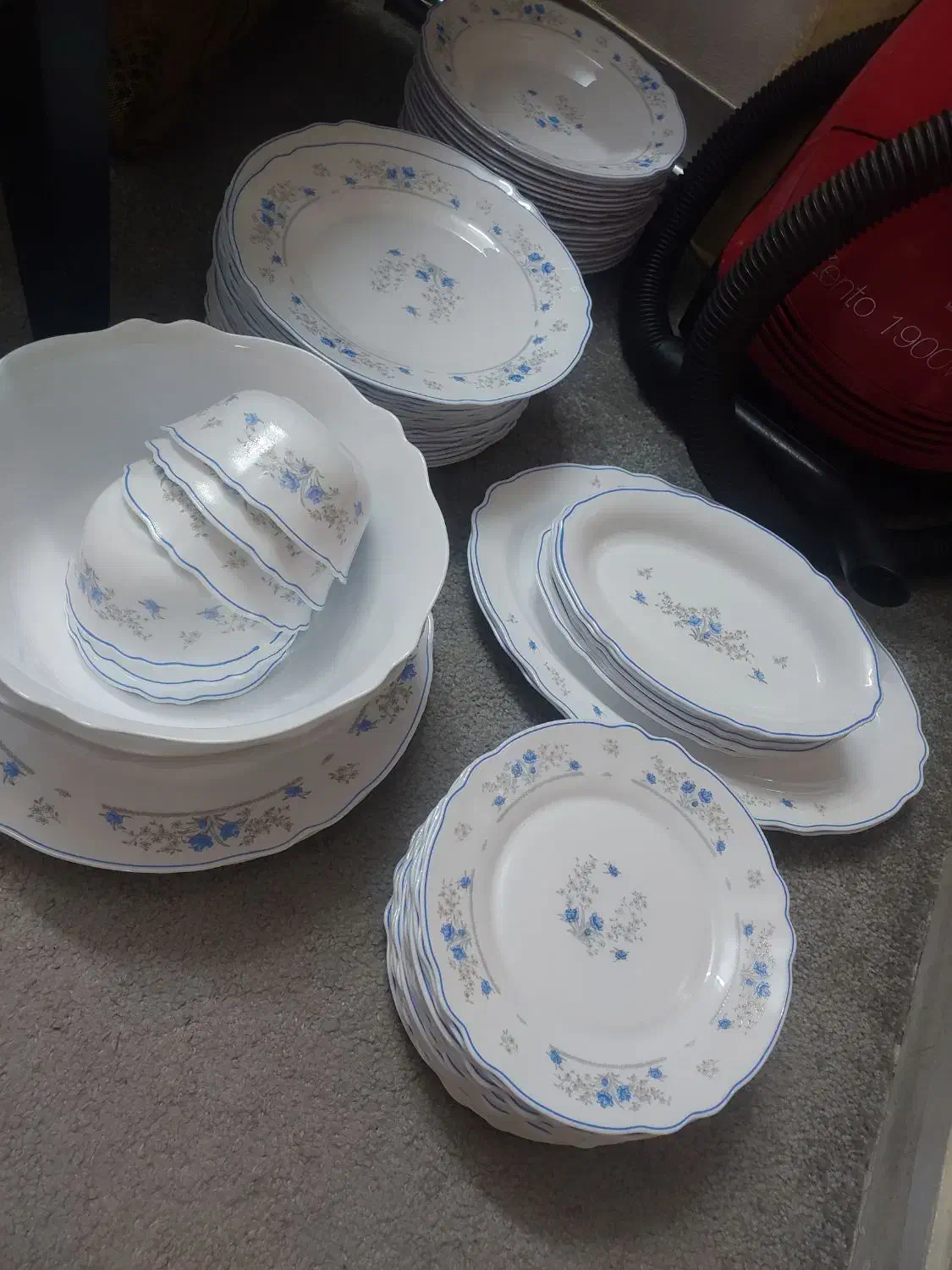 سرویس ۲۴نفره|ظروف سرو و پذیرایی|تهران, جابری|دیوار