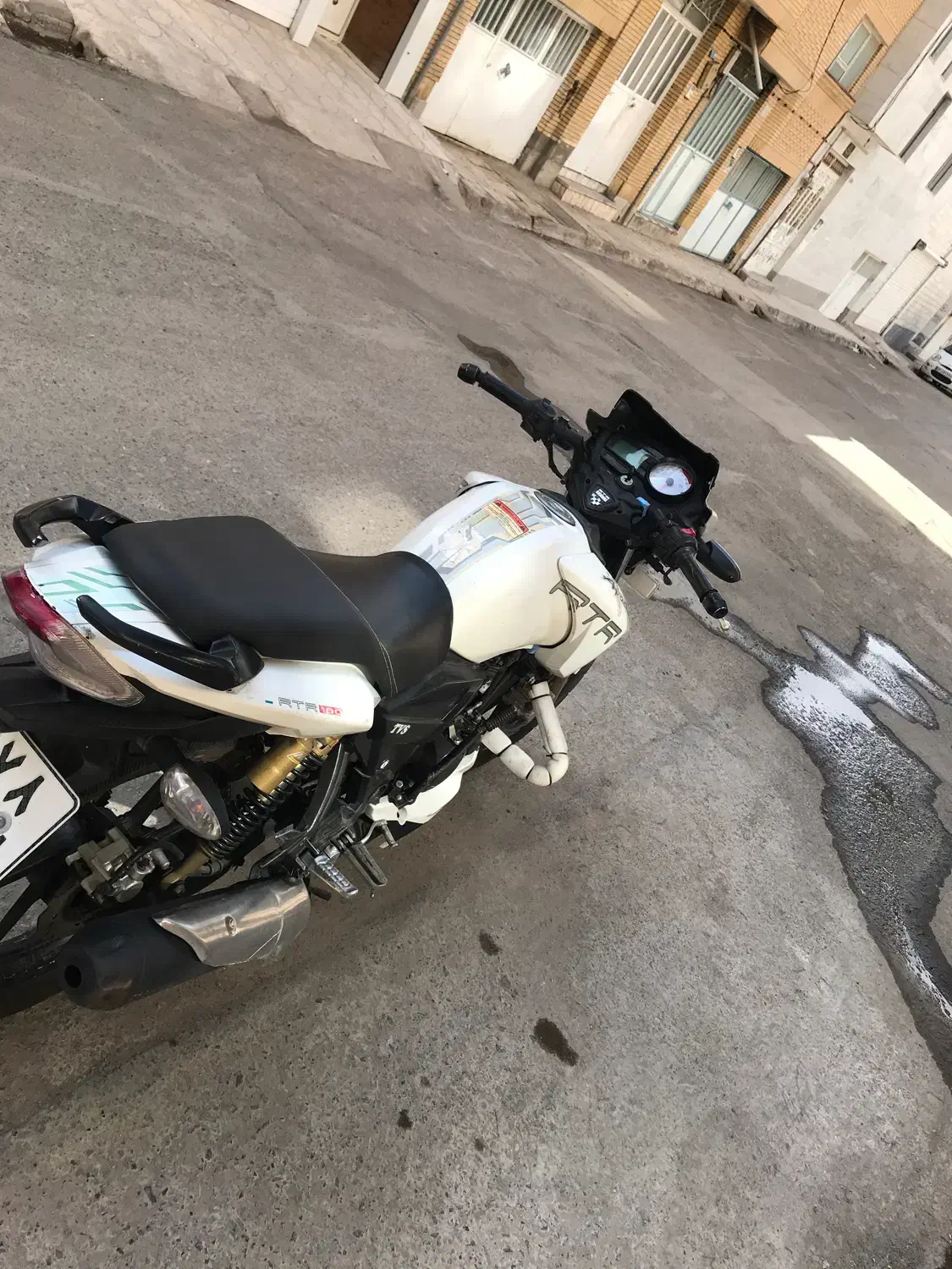 اپاچی۹۳|موتورسیکلت|سبزوار, قصبه غربی|دیوار