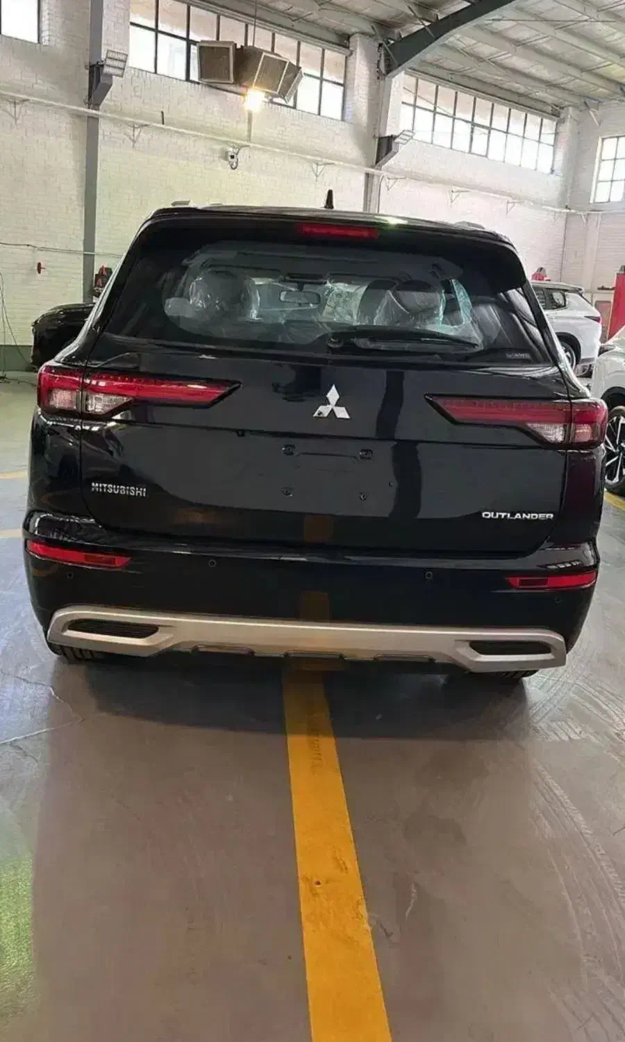 میتسوبیشی اوتلندرplinفول ۲۰۲۳تومشکی ۷نفره|خودرو سواری و وانت|تهران, پرستار|دیوار