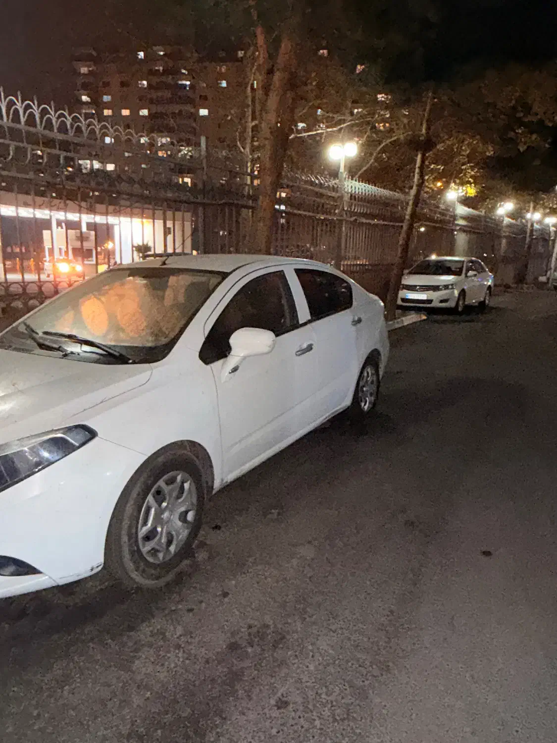 برلیانس 230 دنده ایی ۹۶ سفید|خودرو سواری و وانت|تهران, اقدسیه|دیوار