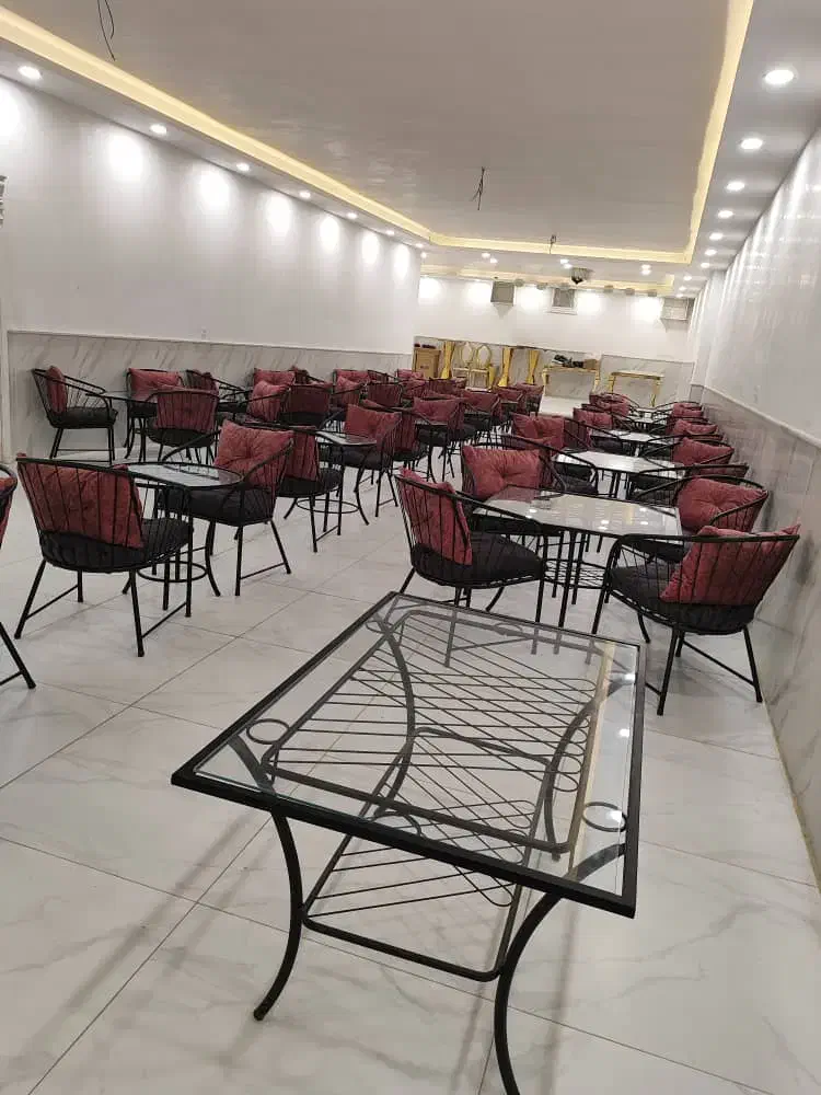 میز و صندلی لهستانی نو نو|کافیشاپ و رستوران|کرج, آتشگاه|دیوار