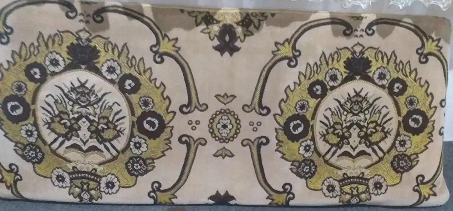 پشتی|پشتی|لاهیجان, لیالستان|دیوار