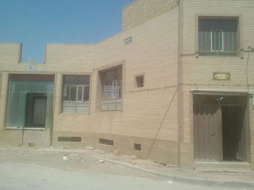 ساختمان تجاری دو طبقه چهار نبش سنددار|فروش دفتر صنعتی، کشاورزی، تجاری|میبد, |دیوار