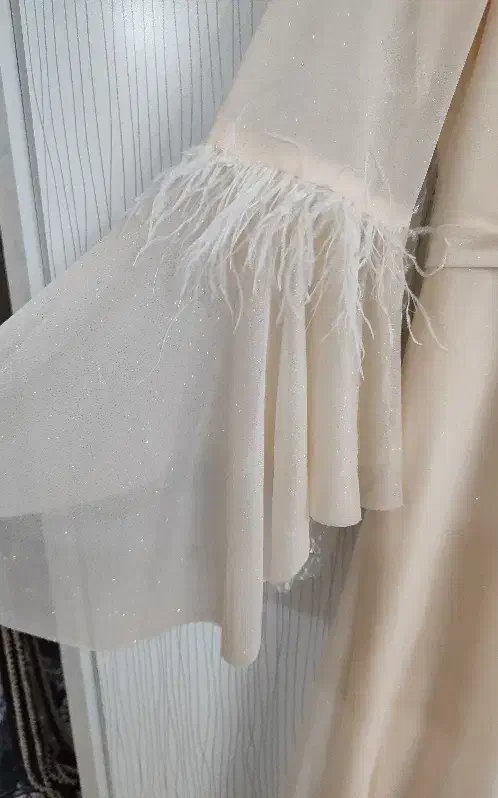 لباس مجلسی|لباس|تبریز, |دیوار