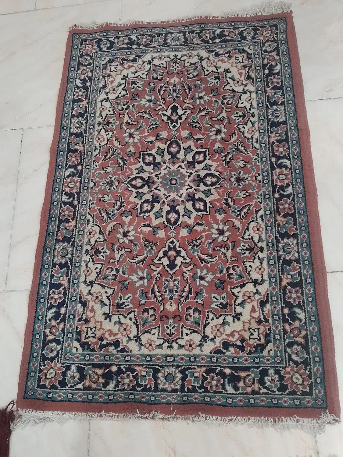 قالیچه ماشینی|فرش|شهرکرد, |دیوار