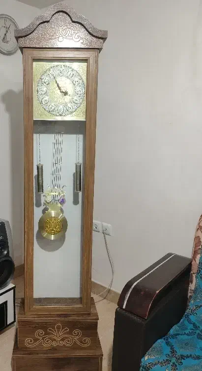 ساعت ایستاده|ساعت دیواری و تزئینی|صومعه‌سرا, |دیوار