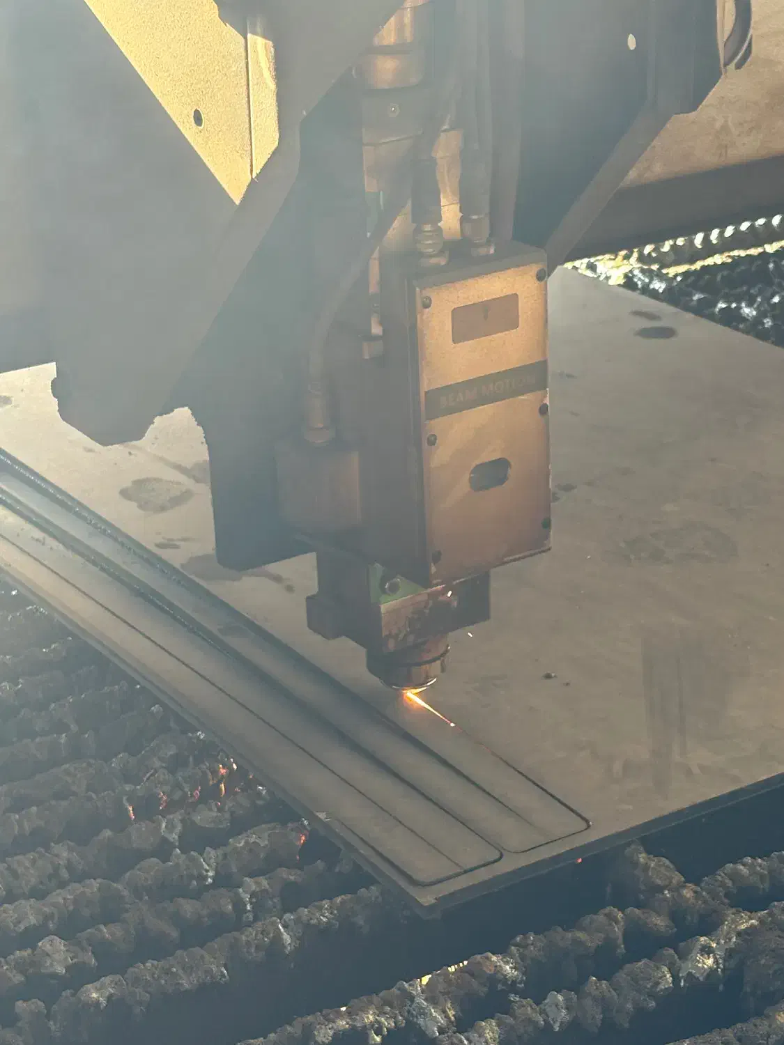 اپراتور دستگاه برش لیزر|استخدام صنعتی، فنی، مهندسی|اصفهان, شهرک صنعتی امیرکبیر (شاپور جدید)|دیوار